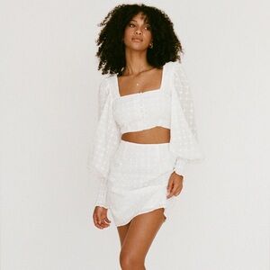 🔆 Sabo Skirt White Mini Skirt Crop Top Set - Size Small